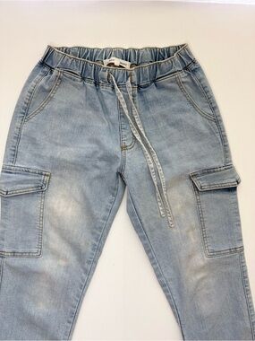 Almost Famous Light Blue Relaxed Cargo Jeans - Women